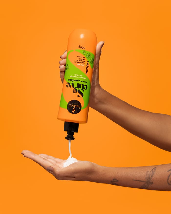 Creme de Pentear Se Curve é ideal para todos os tipos de curvaturas 